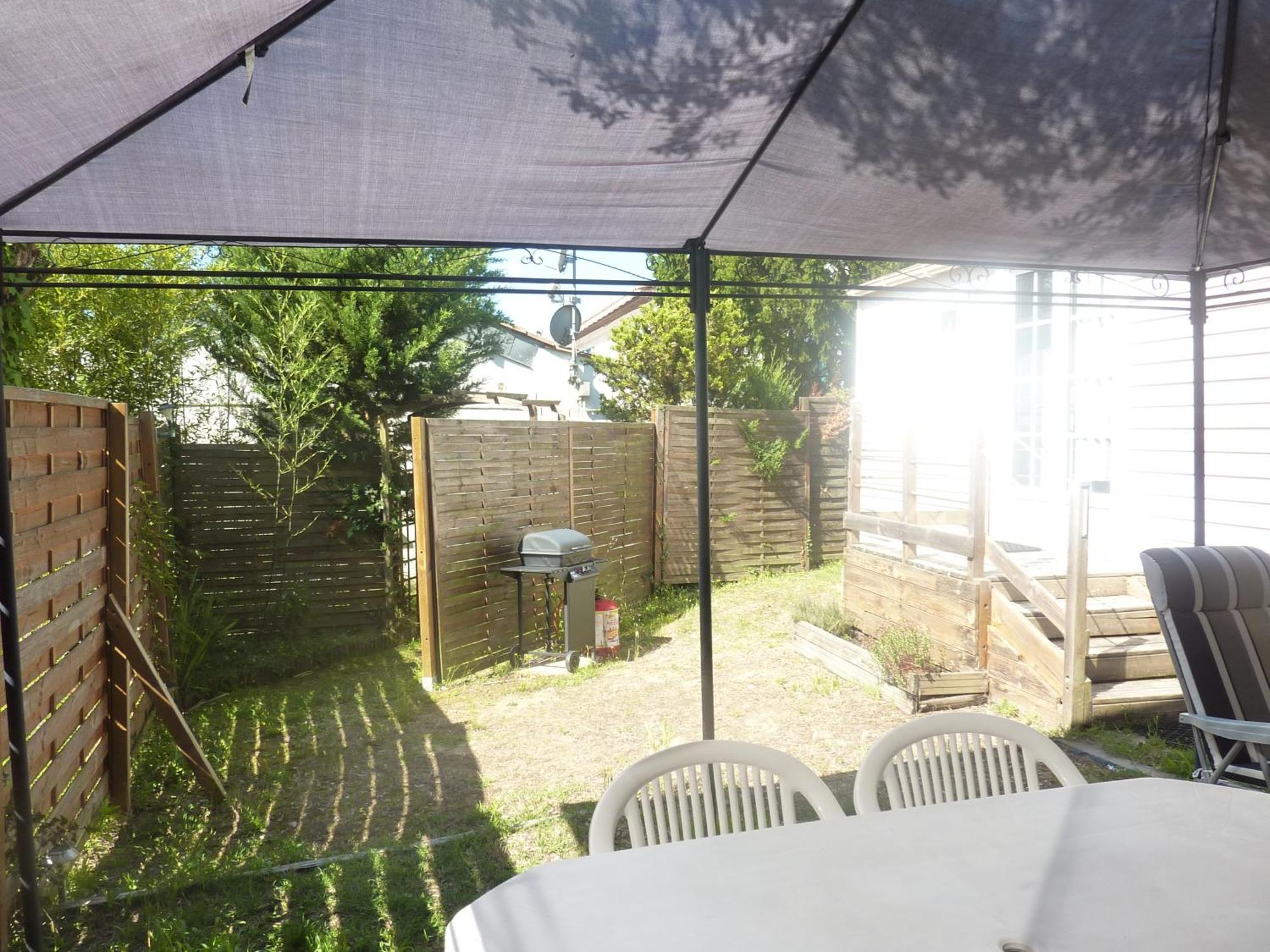 Residence Fleur Des Pins - Gites & Chambres D'Hotes Saint-Georges-d'Oleron Ruang foto